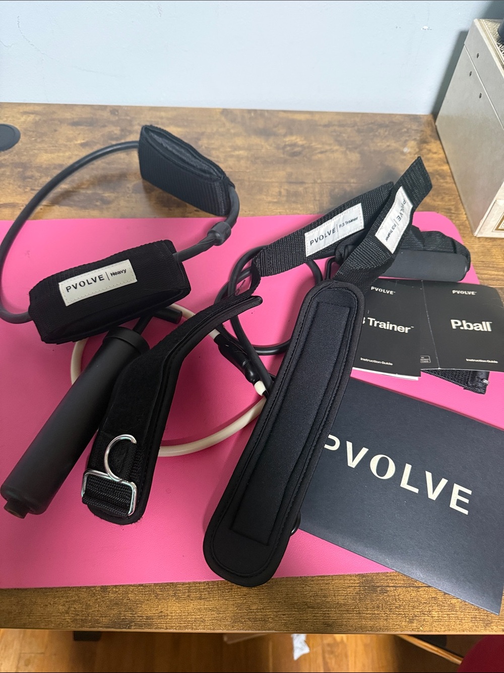 P.volve Black Resistance & Core Training Bundle - Picture 2 of 3